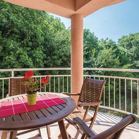Cozy Apartment In Rijeka With Kitchen Екстериор снимка