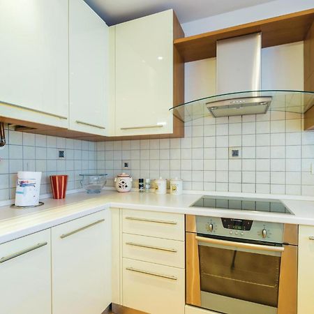 Cozy Apartment In Rijeka With Kitchen Екстериор снимка